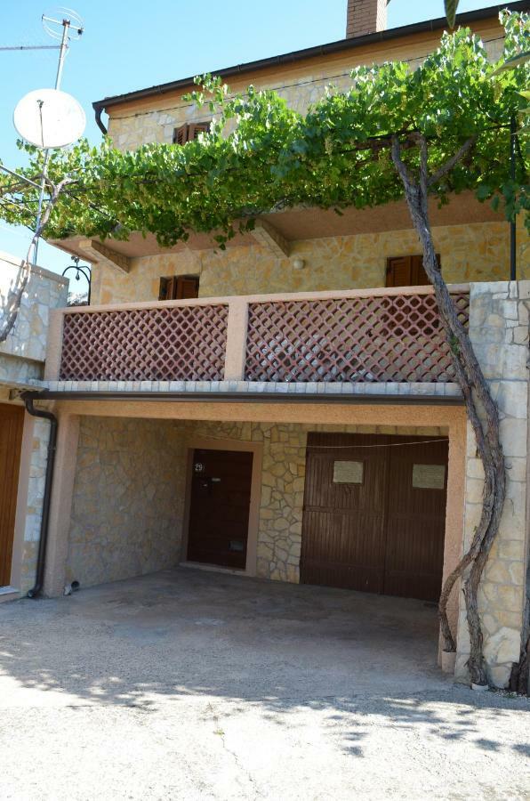 Holiday Home Garina Draga Bašćanska Екстериор снимка