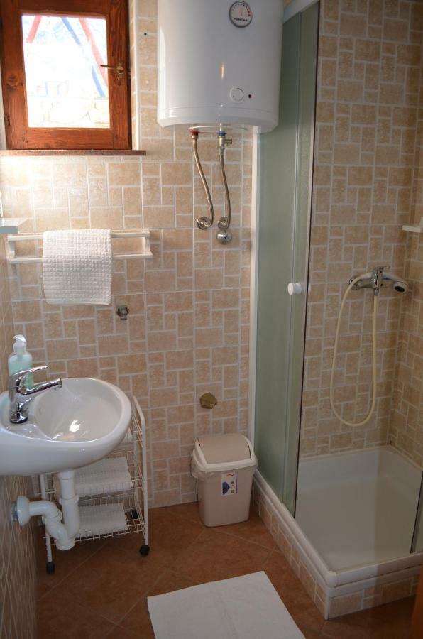 Holiday Home Garina Draga Bašćanska Екстериор снимка