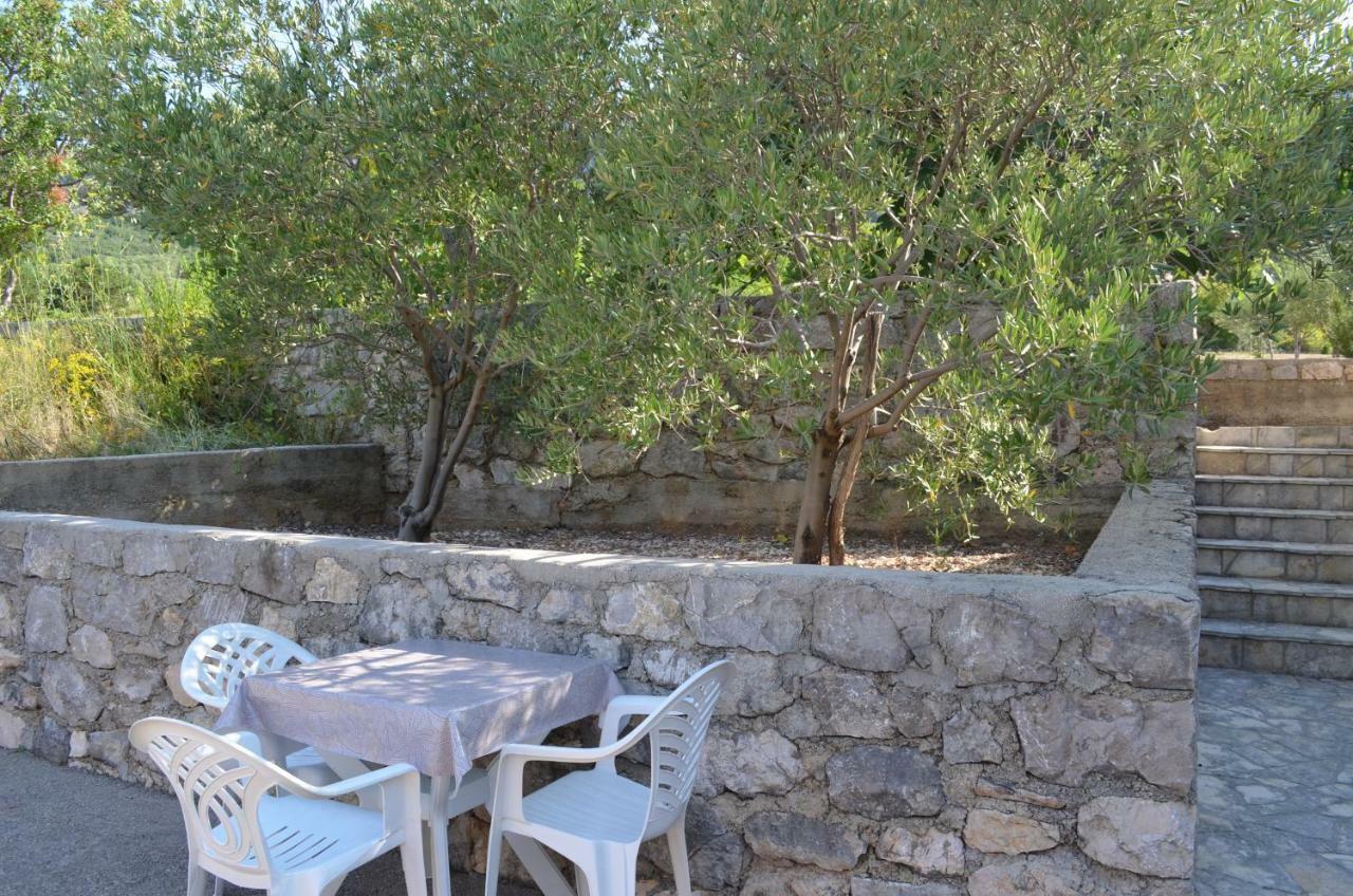 Holiday Home Garina Draga Bašćanska Екстериор снимка